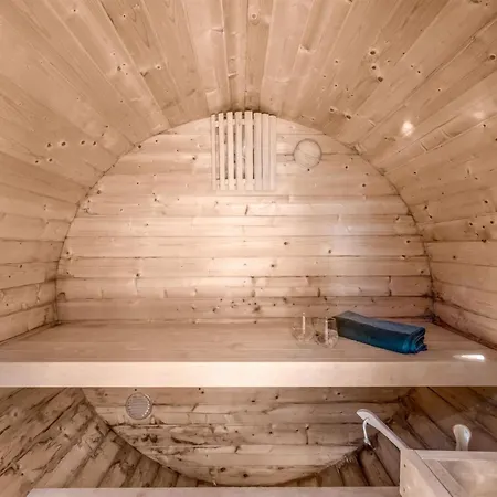 Tatania - 500m To The Fjord By Interhome *