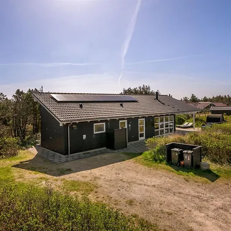 Tatania - 500m To The Fjord By Interhome