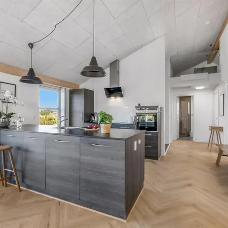 Tatania - 500m To The Fjord By Interhome